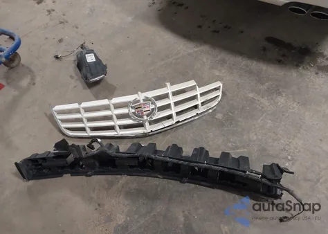 2011 Cadillac Dts Premium Collection z USA, uszkodzony, nr VIN 1G6KH5E69BU108644